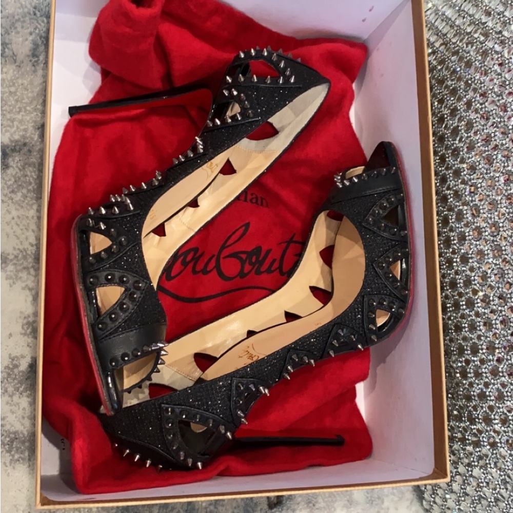 Christian Louboutin Circus City Pumps 37